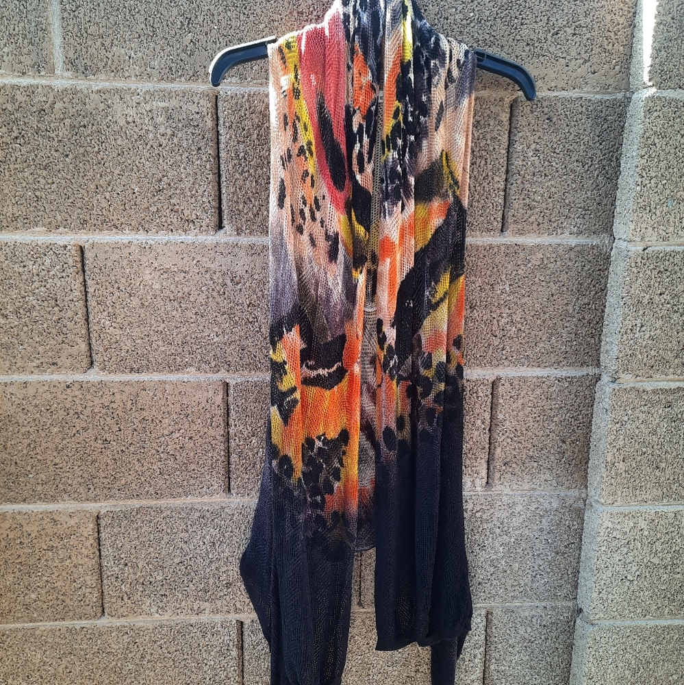 Long fall color vest, animal print.